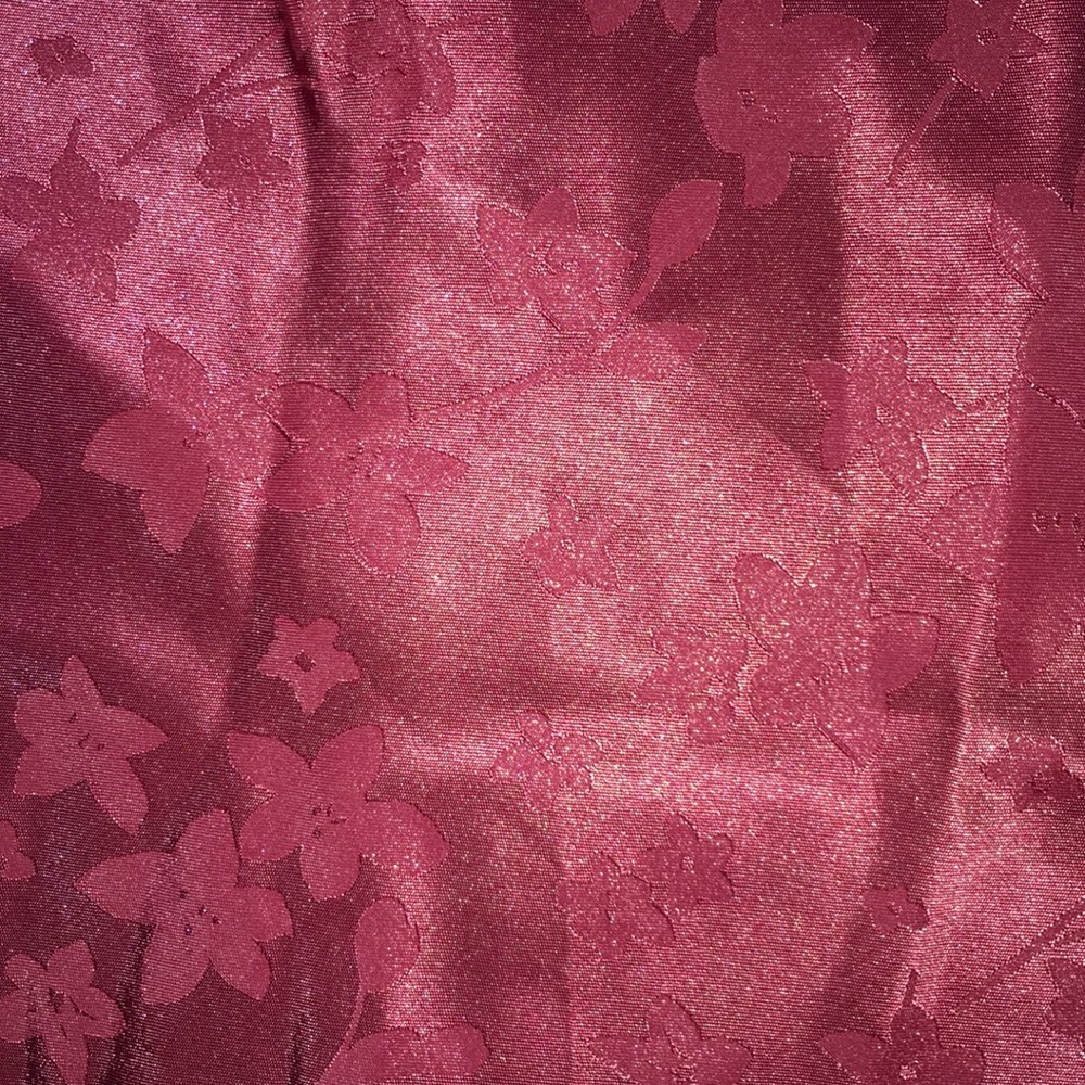 Beautiful Red Night Gown - Picture 2 of 5